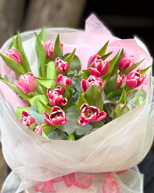 Spring Kiss Tulip Bouquet