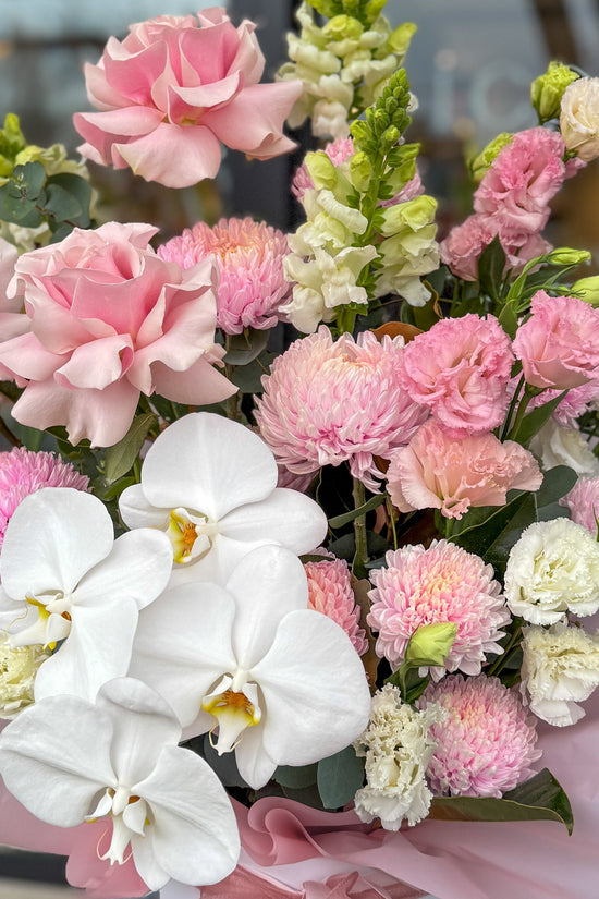 Blossom Elegance Velvet Hatbox