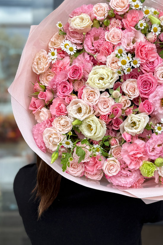 Sweet Blush Abundance